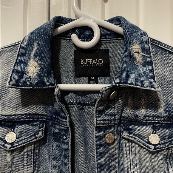 Denim jacket - Picture 3 of 3